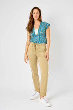 Load image into Gallery viewer, Judy Blue Khaki Cuffed Joggers
