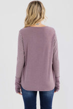Load image into Gallery viewer, Marvelous Mulberry Pullover Top
