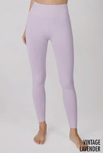 Load image into Gallery viewer, Nikibiki Leggings
