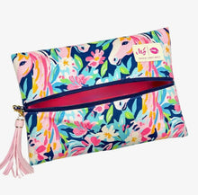 Load image into Gallery viewer, Make-Up Junkie 4 Piece Travel Set
