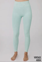 Load image into Gallery viewer, Nikibiki Leggings
