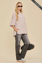 Load image into Gallery viewer, Ribbed Pocket Tunic Top
