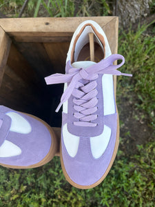 The Kat Lilac Suede Retro Sneakers