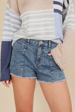 Load image into Gallery viewer, Very J Denim Shorts
