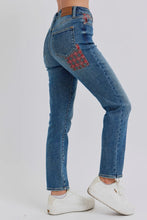 Load image into Gallery viewer, Judy Blue Plaid Patch Jeans
