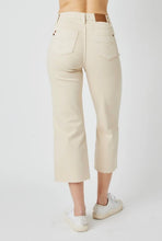 Load image into Gallery viewer, Judy Blue Khaki Crops
