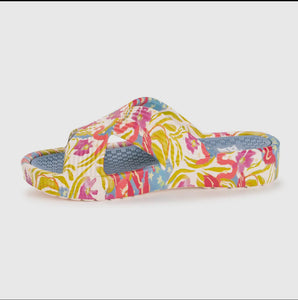 Muk Luks Spa Day Sandal