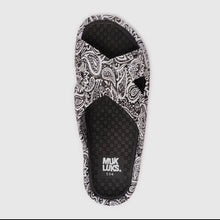 Load image into Gallery viewer, Muk Luks Spa Day Sandal
